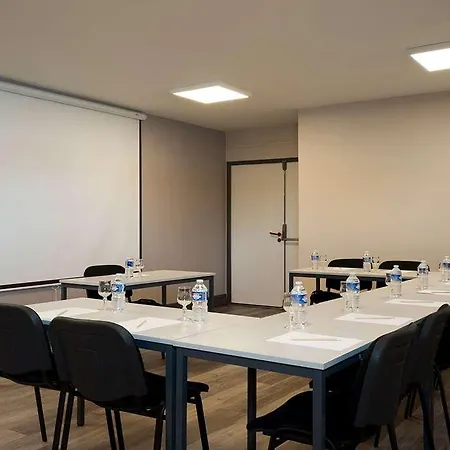 Hotel Og Le Puech Narbonne